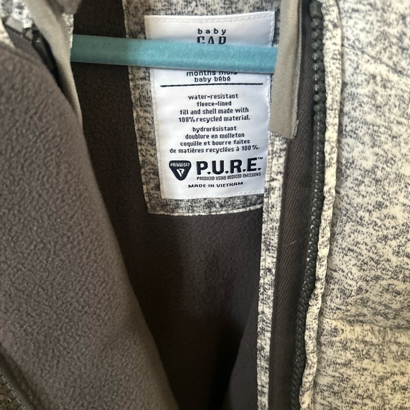 Baby Gap Snowsuit 6-12 months - Picture 2 of 3